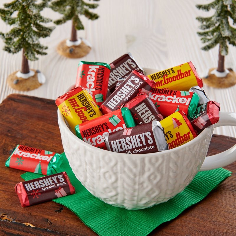 HERSHEYS MINIATURES ASSORTED CHOCOLATE CHRISTMAS CANDY BAG 9.9 OZ
