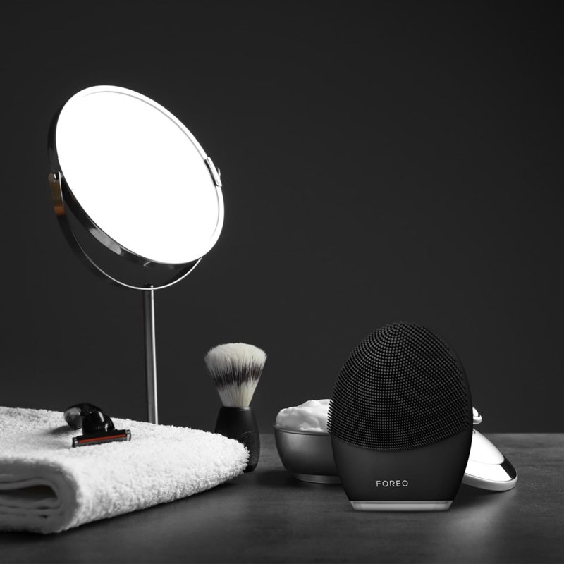 FOREO LUNA 3 MEN FACIAL CLEANSING FIRMING MASSAGE BRUSH SKIN BEARD BLACK