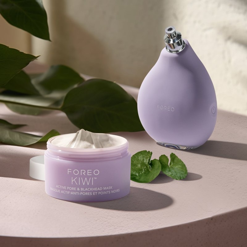 FOREO KIWI ACTIVE PORE AND BLACKHEAD MASK FOR CLEAR SKIN