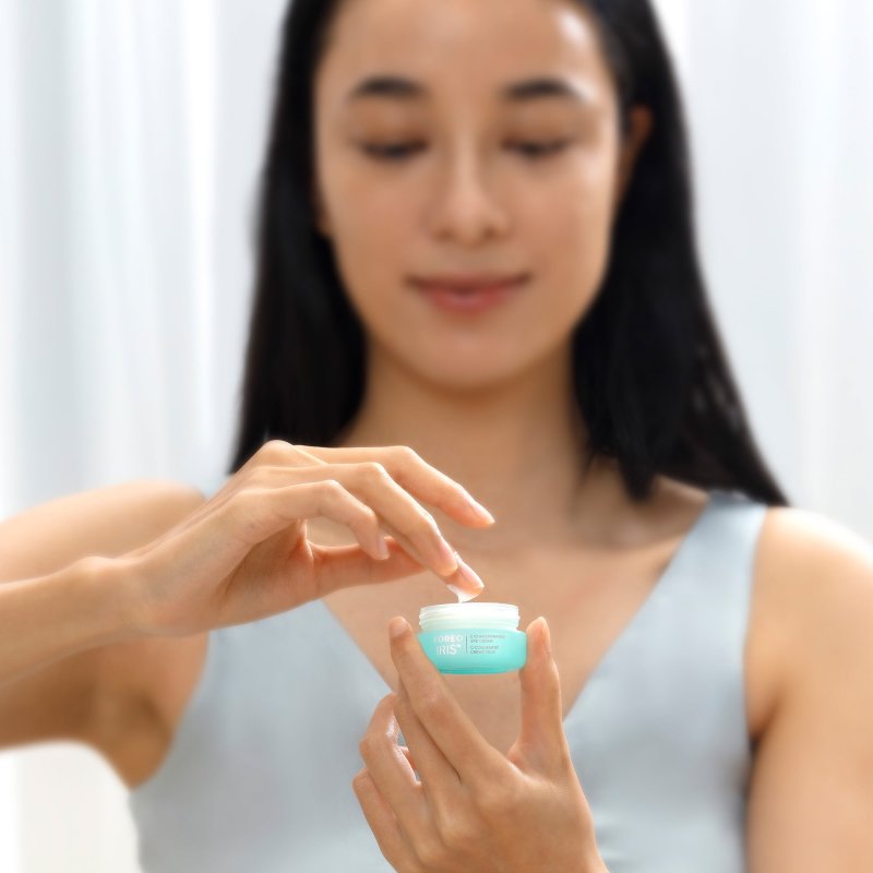 FOREO IRIS C CONCENTRATED EYE CREAM 0.5 FL.OZ FOR BRIGHT EYES AND HYDRATION