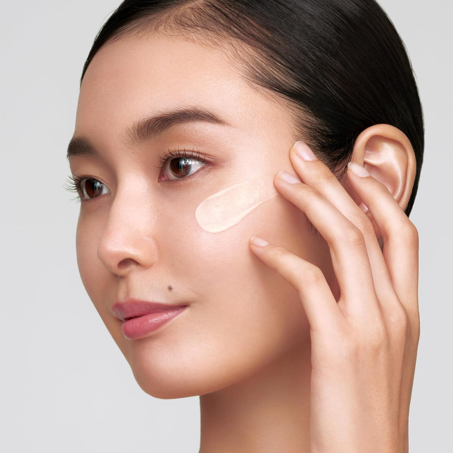CLé DE PEAU BEAUTé LARGE AMERIKASEPETIM EXCLUSIVE BEAUTY PRODUCT