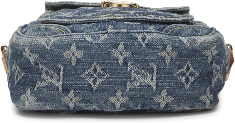 LOUIS VUITTON PRE-LOVED BLUE MONOGRAM DENIM CAMERA BAG, BLUE