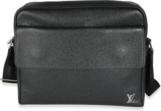 LOUIS VUITTON PRE-LOVED BLACK TAIGA ALEX MESSENGER PM