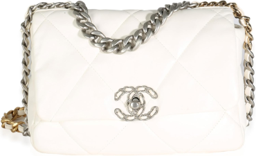 CHANEL PRE-LOVED WHITE QUILTED LAMBSKIN SMALL CHANEL, PRE-LOVED 19 FLAP BAG