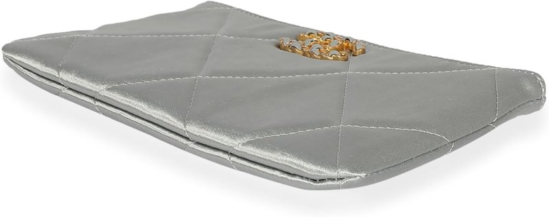 CHANEL PRE-LOVED GRAY QUILTED SATIN CHANEL, PRE-LOVED 19 O-CASE