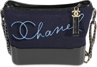 CHANEL PRE-LOVED NAVY WOOL PARIS-HAMBURG EMBROIDERED LARGE GABRIELLE HOBO