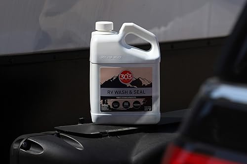RV WASH & SEAL CLEAN STREAK-FREE FINISH PH NEUTRAL HIGH FOAMING FORMULA DEEP GLOSS ON RVS CAMPERS POP-UPS MOTORHOMES 1 GALLON 30240