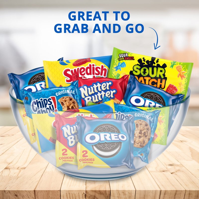 OREO ASSORTED PACK OF OREO, CHIPS AHOY! NUT BUTTER, SOUR PATCH KIDS, AND SWEDISH FISH SNACKS, 40 PACKS
