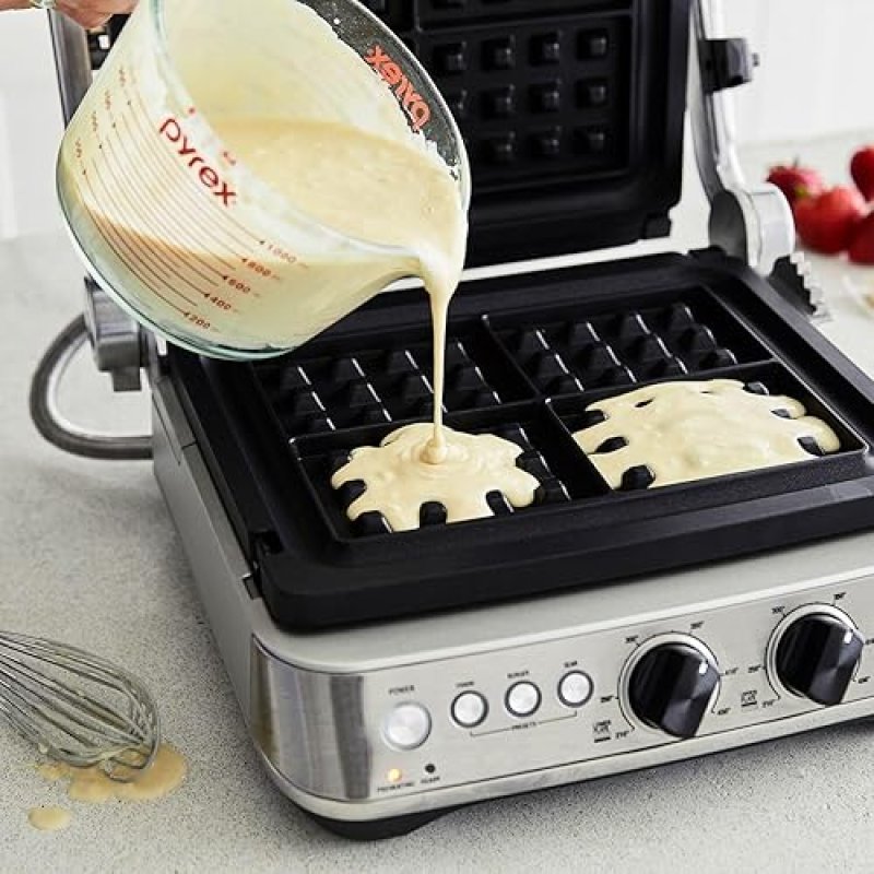 BREVILLE NO-MESS WAFFLE PLATES, SMALL, BLACK