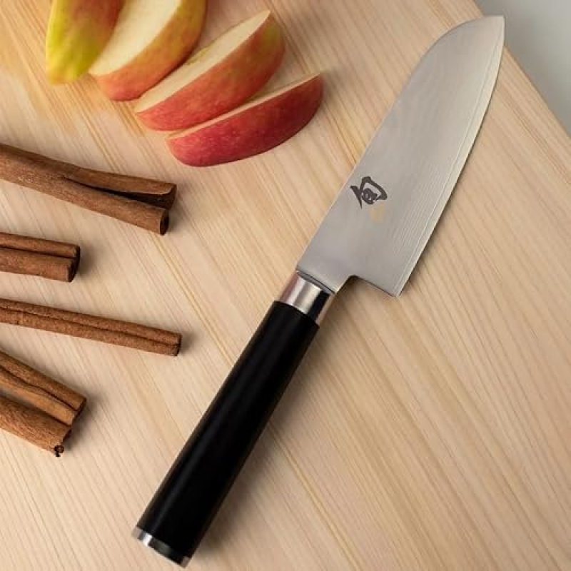 SHUN CLASSIC 5.5" SANTOKU KNIFE WITH VG-MAX CORE AND DAMASCUS CLADDING, PAKKAWOOD HANDLE: VERSATILE JAPANESE CUTTING TOOL