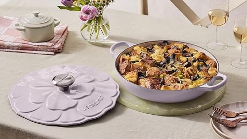 LE CREUSET 2.25QT ENAMELED CAST IRON PETAL BRAISER IN COASTAL BLUE