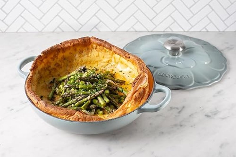 LE CREUSET PETAL BRAISER, 2.25QT, PECHE WITH LIGHT GOLD KNOB