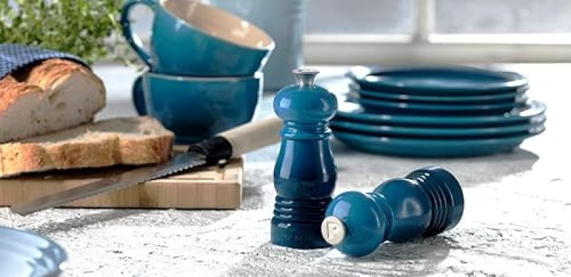 LE CREUSET PETITE SALT & PEPPER MILL SET, CARIBBEAN, 5" X 2" EACH - SMALL SIZE
