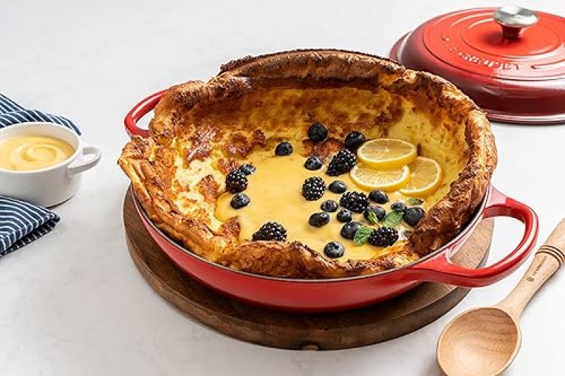 LE CREUSET 3.5 QT. ENAMELED CAST IRON SIGNATURE BRAISER IN MARBLE FINISH