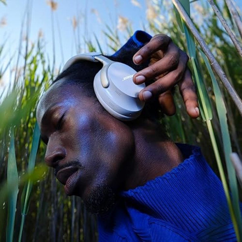 BOSE QUIETCOMFORT ULTRA BLUETOOTH HEADPHONES | WIRELESS OVER-EAR NOISE CANCELLING HEADPHONES WITH MIC | 24-HOUR PLAYTIME | WHITE SMOKE
