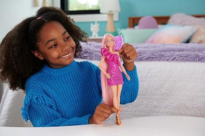 BARBIE FUN & FANCY SET: FASHION DOLL WITH EXTRA-LONG BLONDE HAIR & STYLING ACCESSORIES