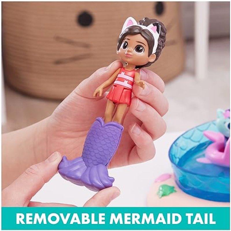 SPIN MASTER GABBY'S DOLLHOUSE PURR-IFIC POOL PLAYSET WITH GABBY AND MERCAT FIGURES & COLOR-CHANGING MERMAID TAILS - KIDS TOYS