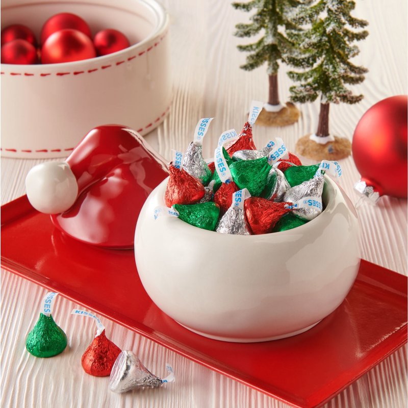 HERSHEY'S KISSES MILK CHOCOLATE CHRISTMAS CANDY, BULK BAG - 39.52 OZ