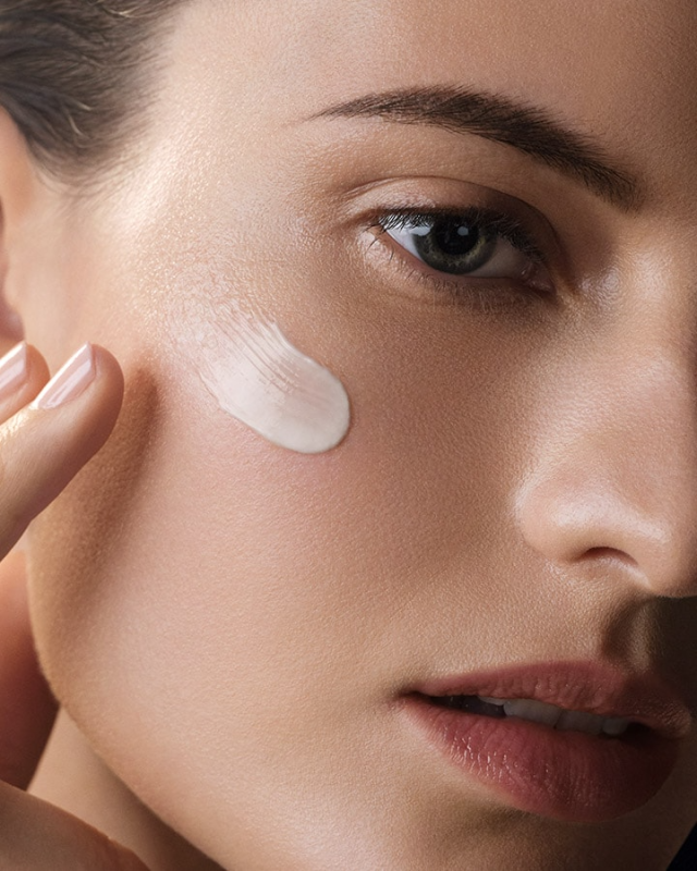 LA MER THE NEW REJUVENATING NIGHT CREAM