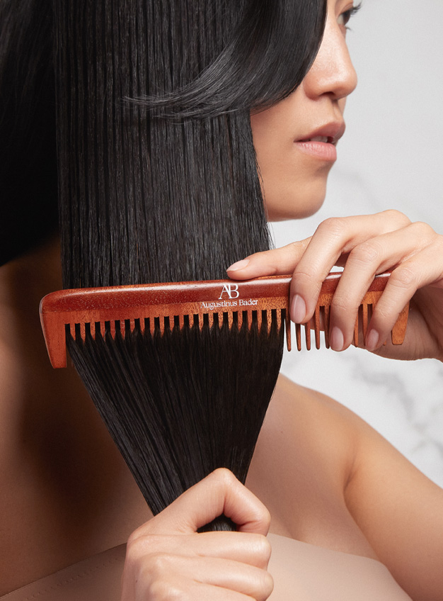 AUGUSTINUS BADER THE NEEM COMB