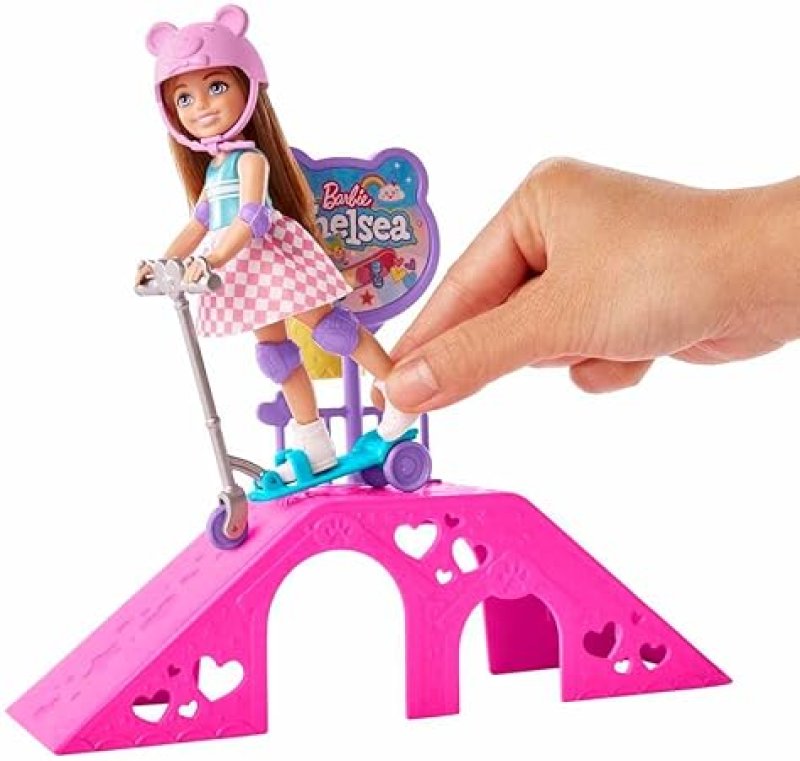 MATTEL BARBIE CHELSEA DOLL SKATE PARK PLAYSET WITH 2 PUPPIES, SCOOTER, RAMP 15 ACCESSORIES