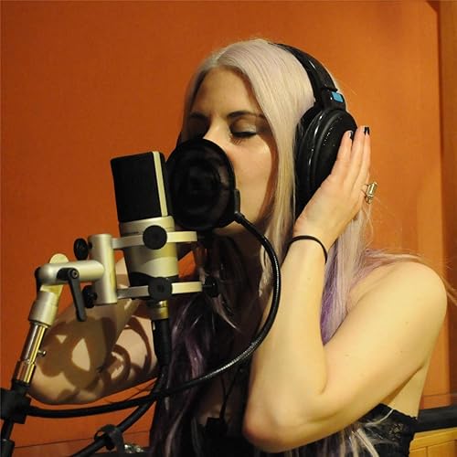 SENNHEISER HD 600 AUDIOPHILE OPEN-BACK HI-RES DYNAMIC HEADPHONES FOR STUDIO MUSIC FANS