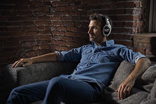 SENNHEISER HD 599 OPEN-BACK OVER-EAR HEADPHONES IN IVORY HIGH-QUALITY SOUND