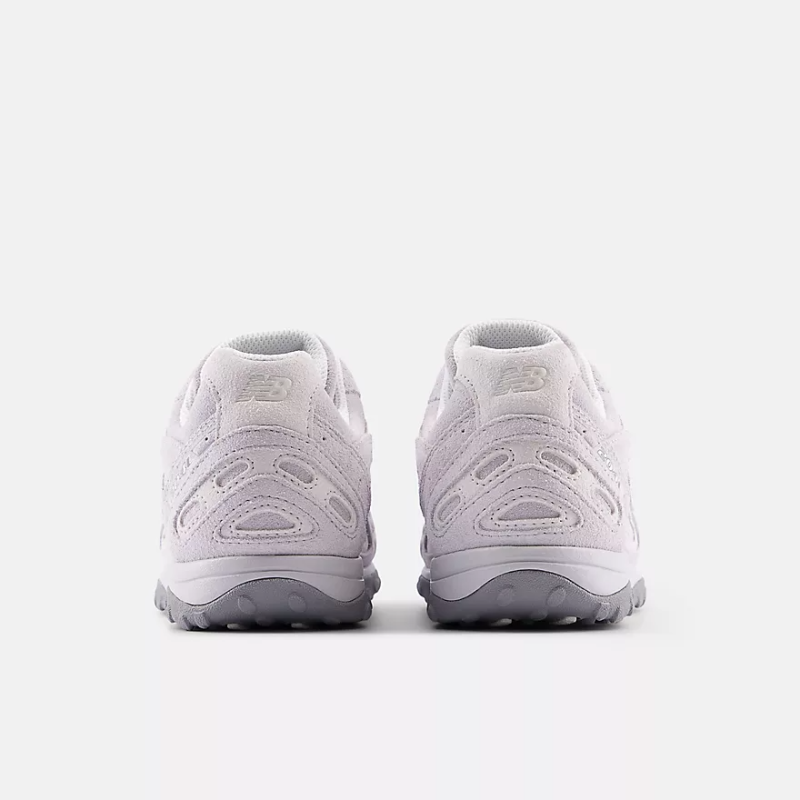 NEW BALANCE 204L
