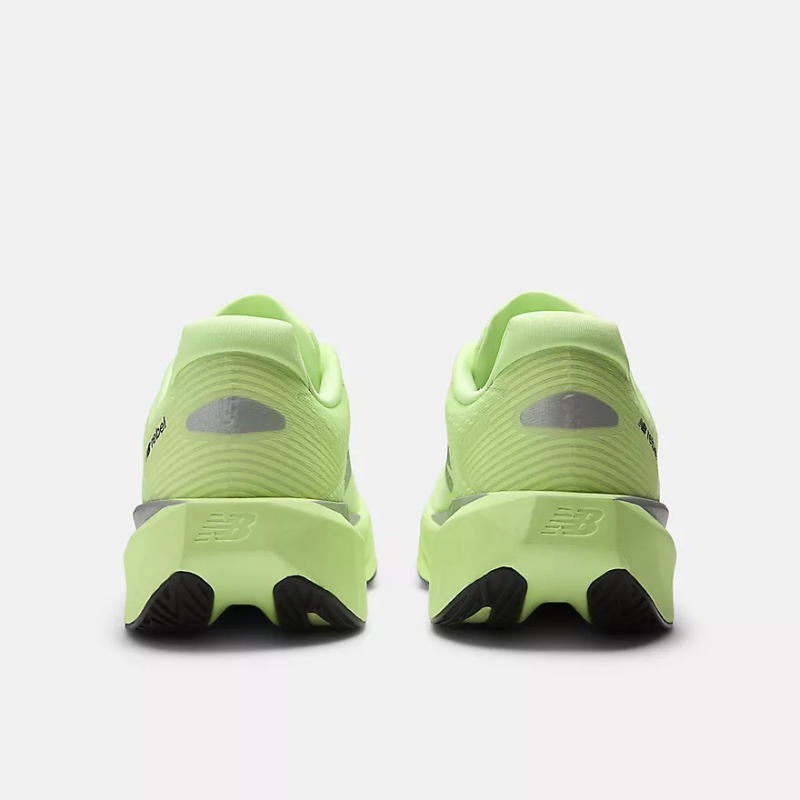 NEW BALANCE FUELCELL REBEL V5