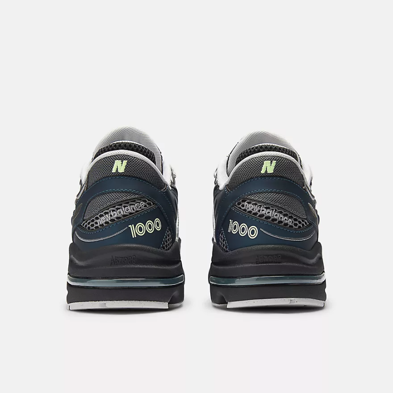NEW BALANCE 1000