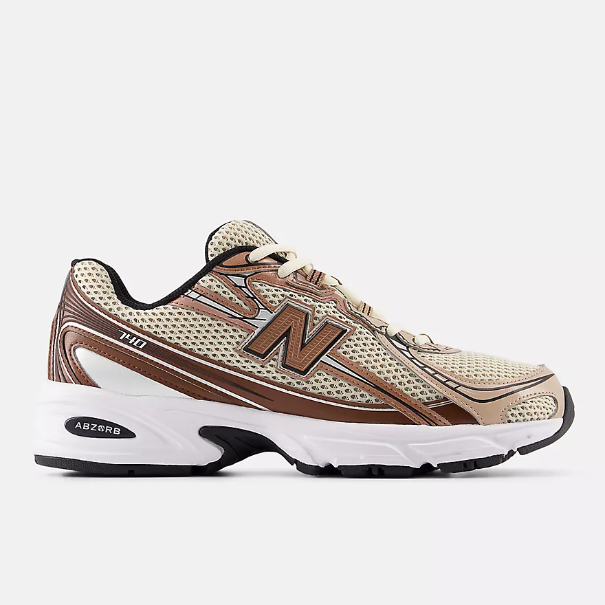 NEW BALANCE 740
