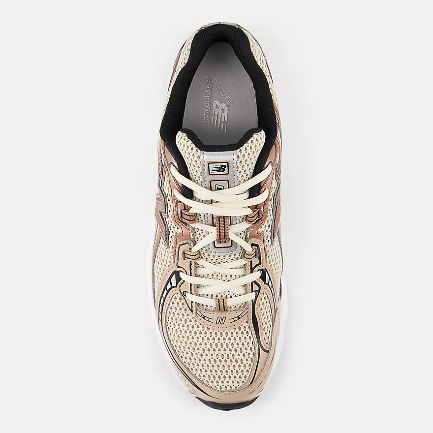 NEW BALANCE 740