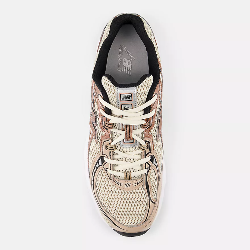 NEW BALANCE 740