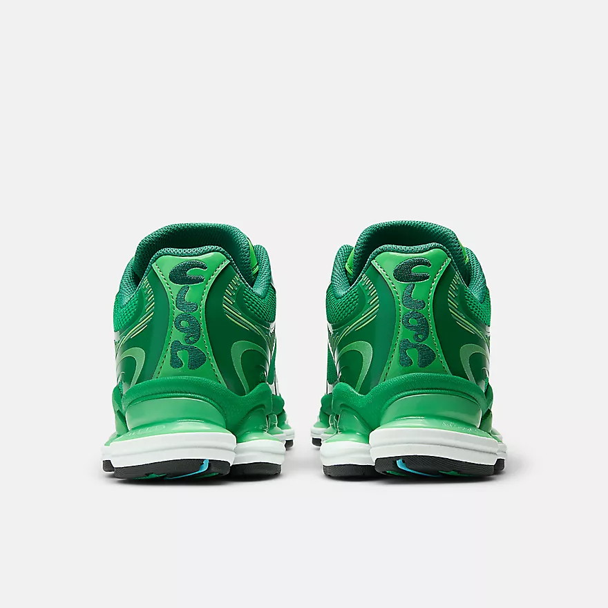 NEW BALANCE AMINE X NEW BALANCE ABZORB 2000