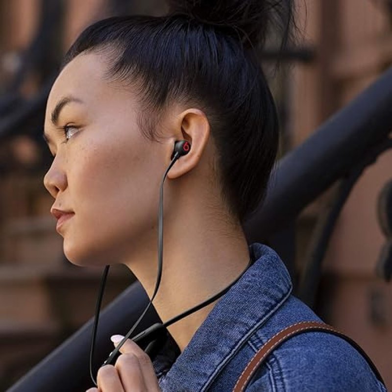 BEATS FLEX WIRELESS EARBUDS WITH APPLE W1 CHIP, MAGNETIC, BLUETOOTH 5.0, 12H PLAYTIME - BLACK