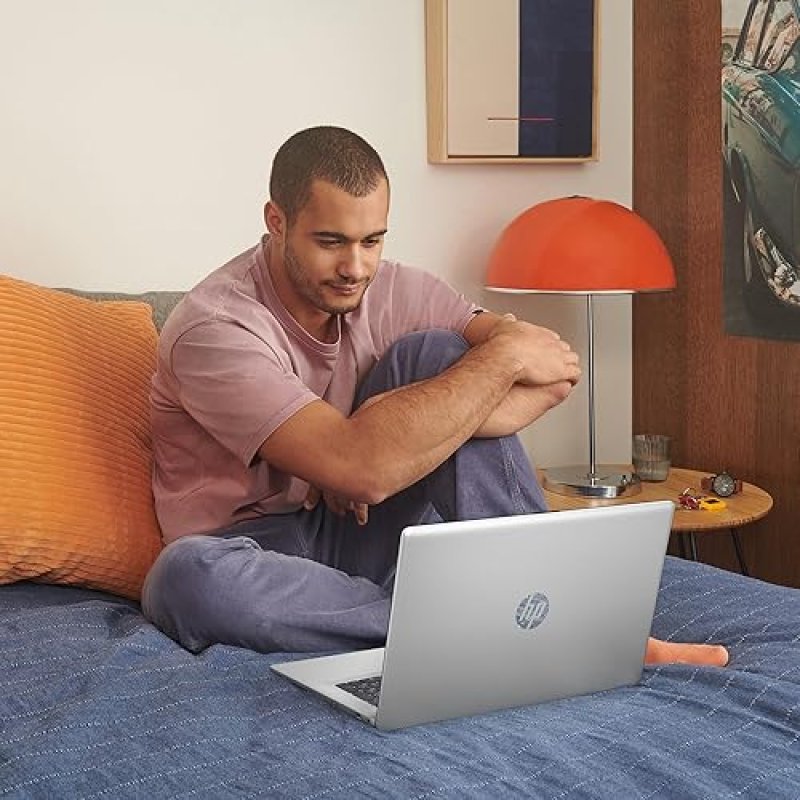 HP 17.3 INCH LAPTOP, HD DISPLAY, AMD RYZEN 5 7520U, 16 GB RAM, 512 GB SSD, AMD RADEON GRAPHICS, WIND