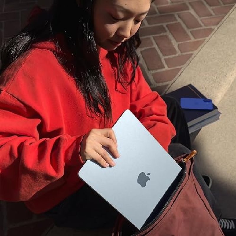 APPLE MACBOOK AIR 13.6 2025 M4 CHIP, 16GB RAM, 256GB SSD, TOUCH ID, STARLIGHT COLOR