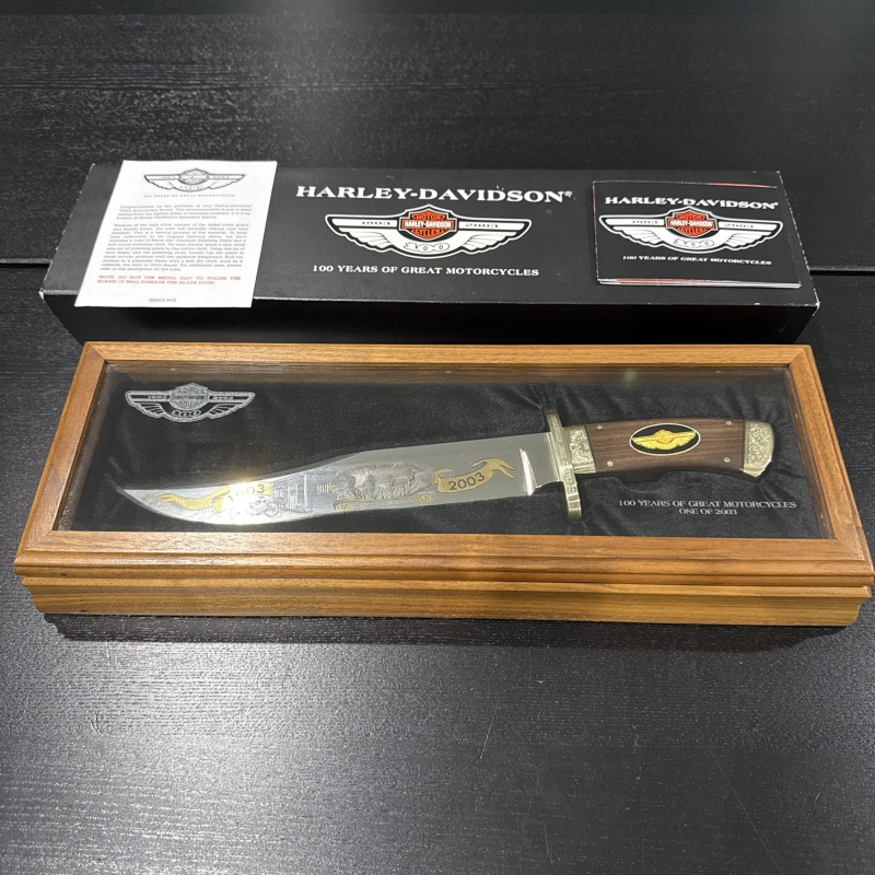 HARLEY-DAVIDSON 100TH ANNIVERSARY LIMITED EDITION FOUNDERS KNIFE IN DISPLAY CASE