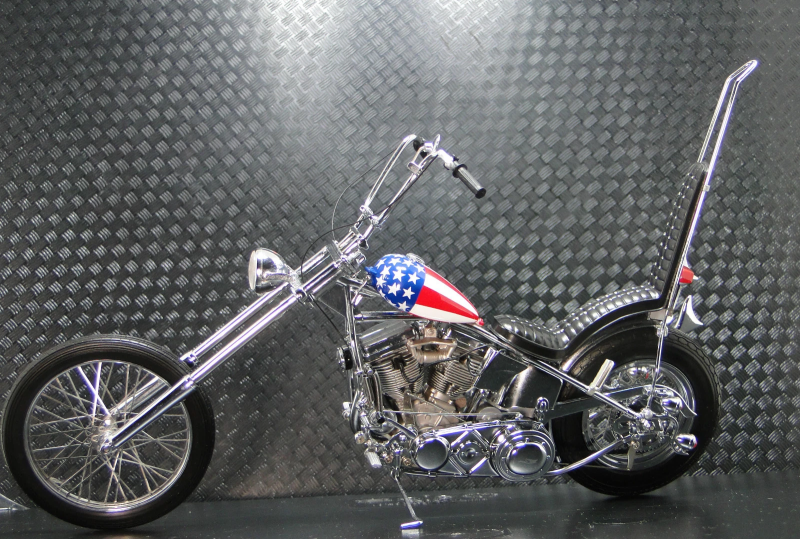 HARLEY DAVIDSON MOTORCYCLE 1969 EASY RIDER MOVIE CAPTAIN AMERICA CHOPPER MODEL 1