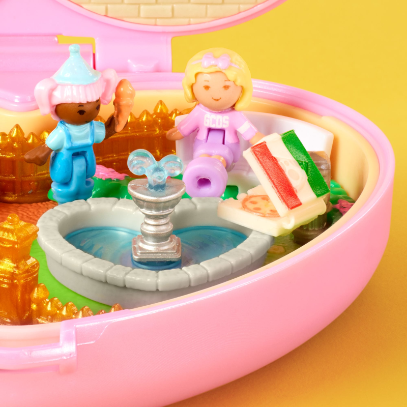 MATTEL POLLY POCKET X GCDS COMPACT