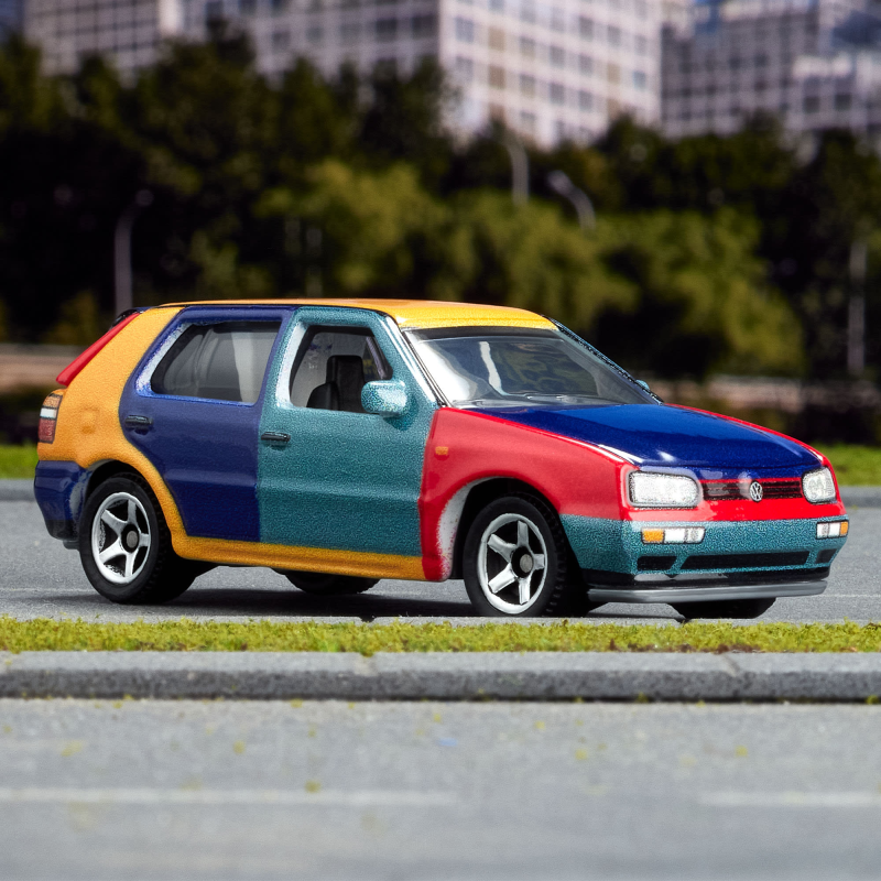 MATCHBOX 1995 VOLKSWAGEN GOLF HARLEQUIN COLLECTIBLE DIECAST