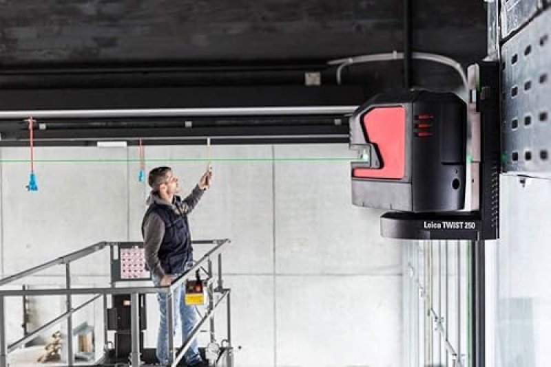 LEICA LINO L2G GREEN BEAM CROSS LINE LASER LEVEL 864420 HIGH PRECISION GEOSYSTEMS TOOL