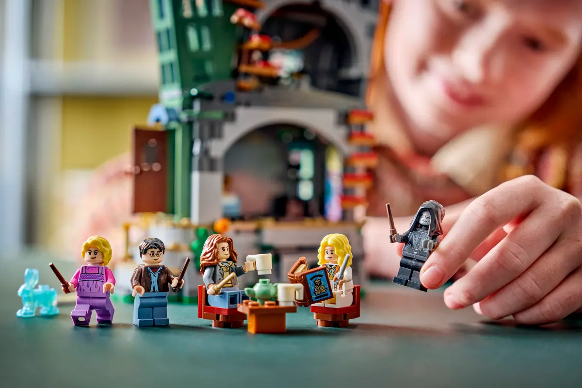 LEGO LUNA LOVEGOOD'S HOUSE