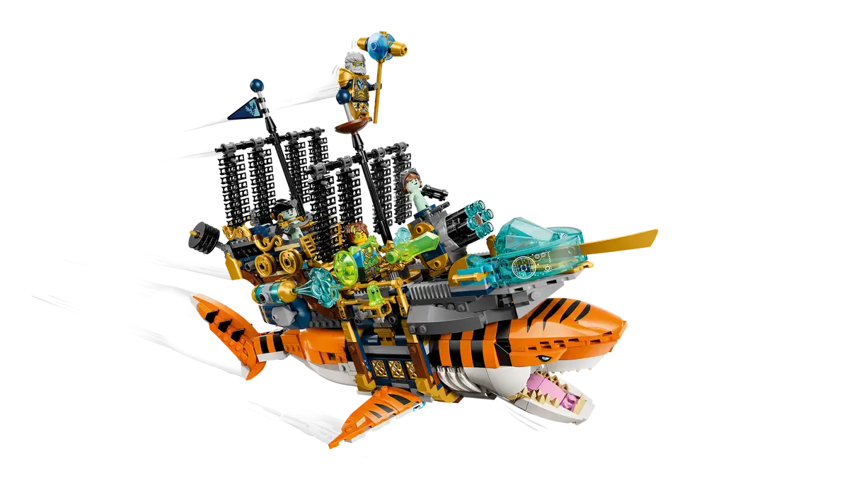 LEGO TIGER SHARK TANK