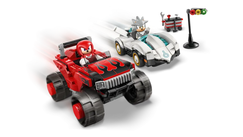 LEGO SILVER'S CAR VS. KNUCKLES' MONSTER TRUCK