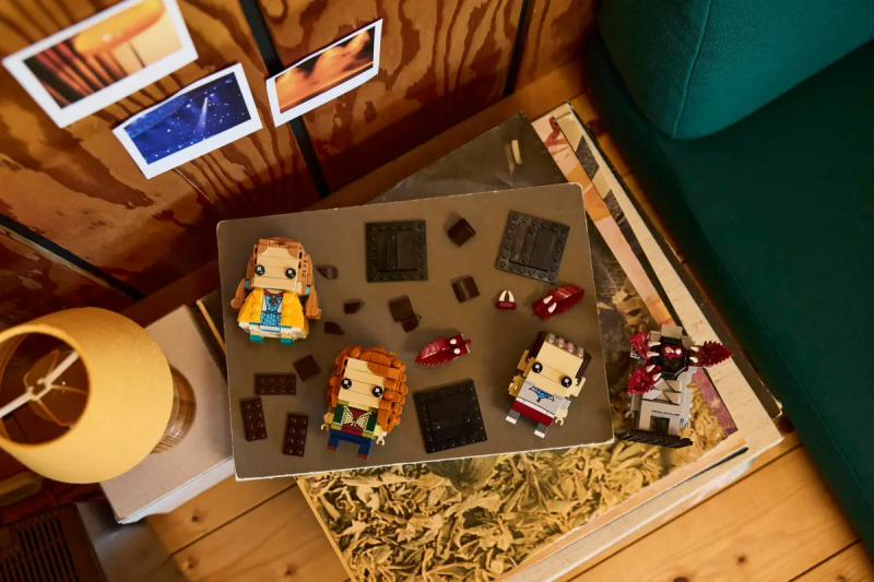 LEGO ELEVEN, MAX, DEMOGORGON AND HOLLY FIGURES