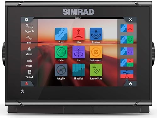 SIMRAD GO CHARTPLOTTER FISH FINDER WITH TRANSDUCER, RADAR OPTIONS PRELOADED C-MAP CARD