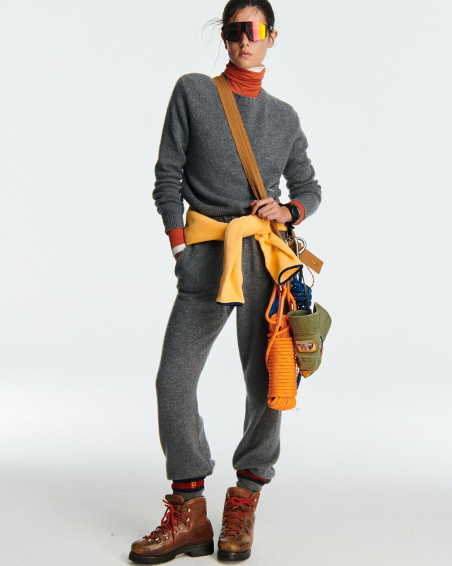SPORTY&RICH SRC CASHMERE SWEATER - COOL GRAY/WHITE