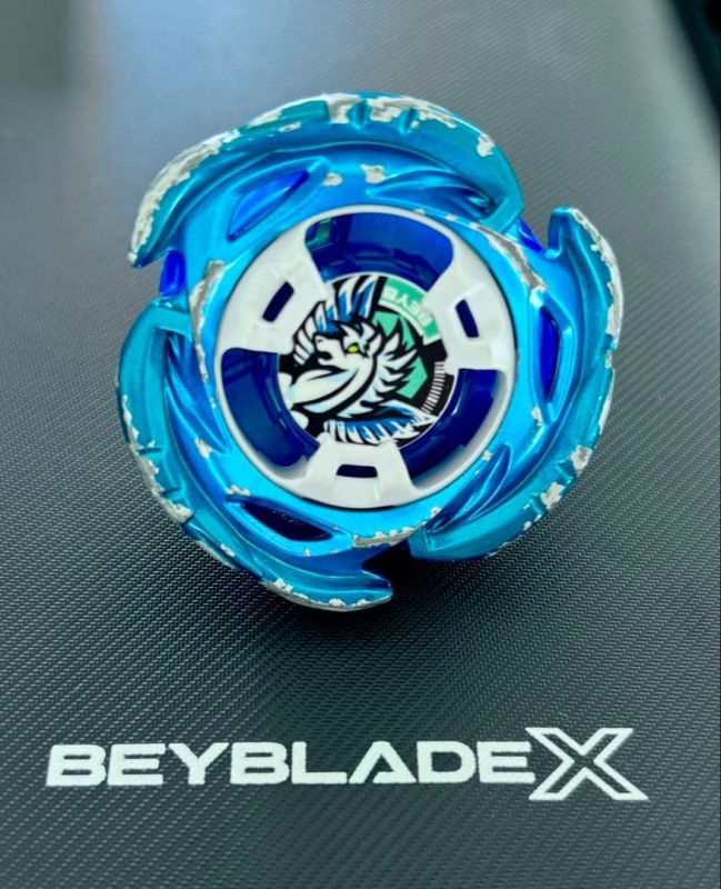 Beyblade X UX-00 ブルー×グリーン　エアロペガサス　3-70A Beyblade X UX-00 Aero Pegasus 3-70A | Amerikasepetim