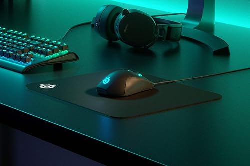 STEELSERIES QCK MEDIUM GAMING MOUSE PAD - THICK CLOTH, PEAK TRACKING STABILITY, BLACK